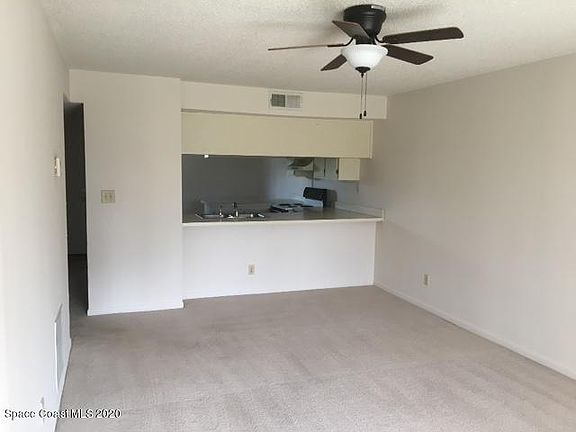 5th image of 1011 Clearmont St NE APT 205