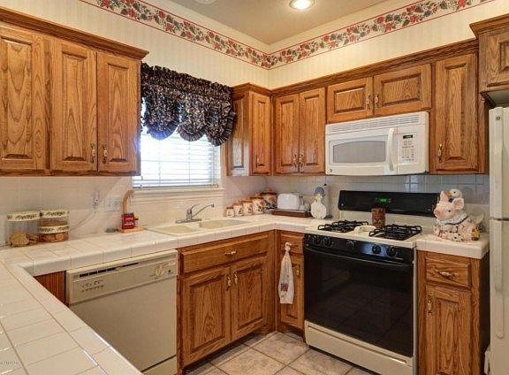 5th image of 5606 Nicholas Dr