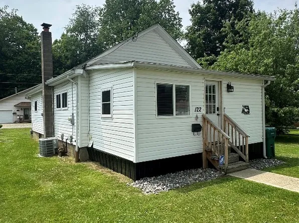 122 Kelso Dr, Erie, PA 16505