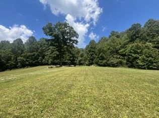2574 Grassy Br, Raccoon, KY 41557