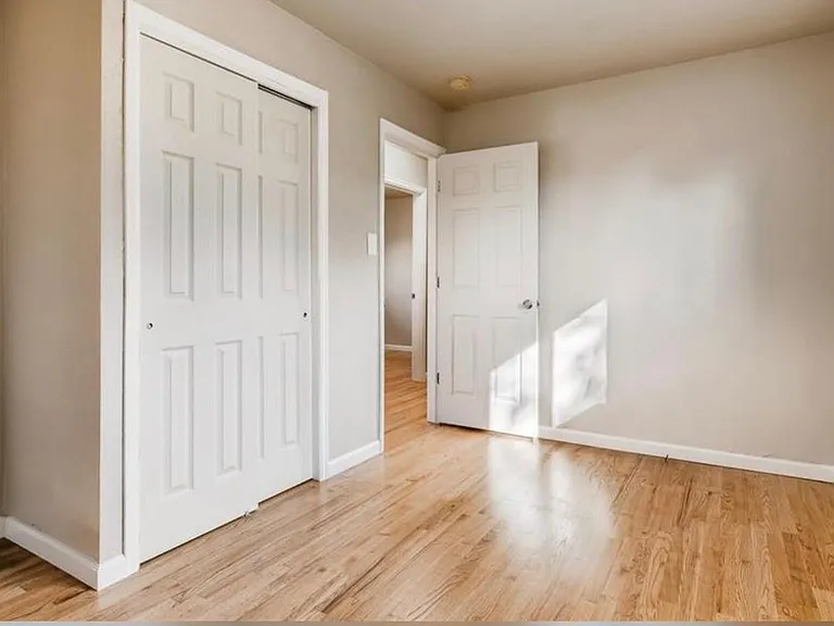 311 Redwood Dr — Photo 13