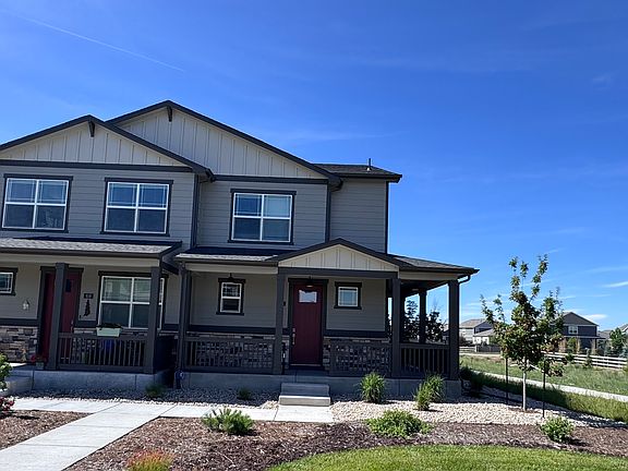 2nd image of 962 Andrews Crest Dr