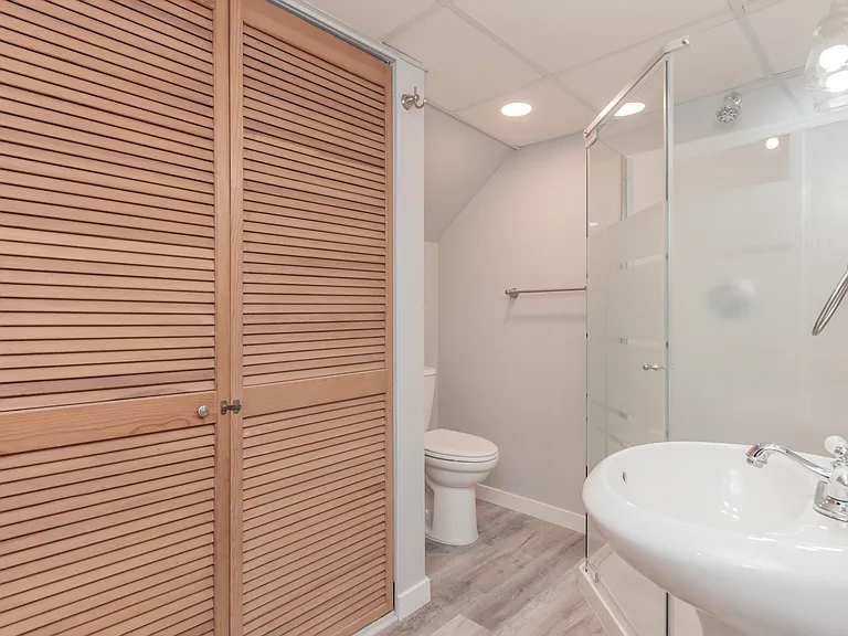 3026 Sewell St — Photo 31