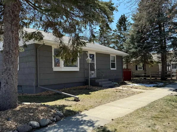 206 N A St, Marshall, MN 56258