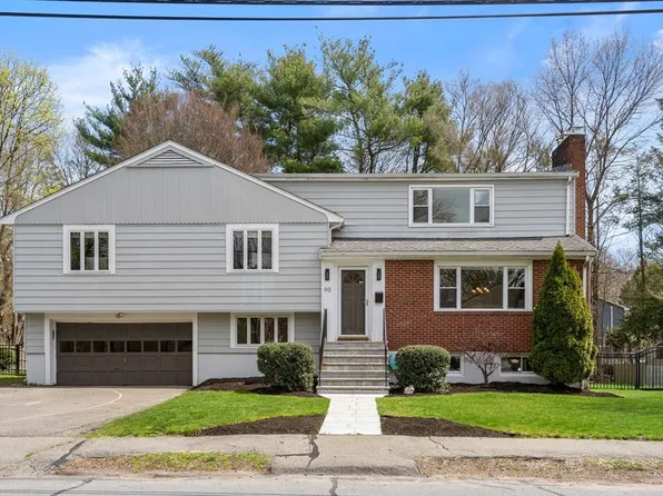 90 Olde Field Rd, Newton, MA 02459