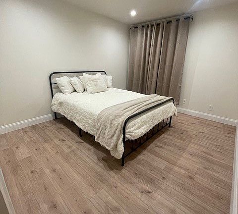 5th image of 211 W Channel Islands Blvd