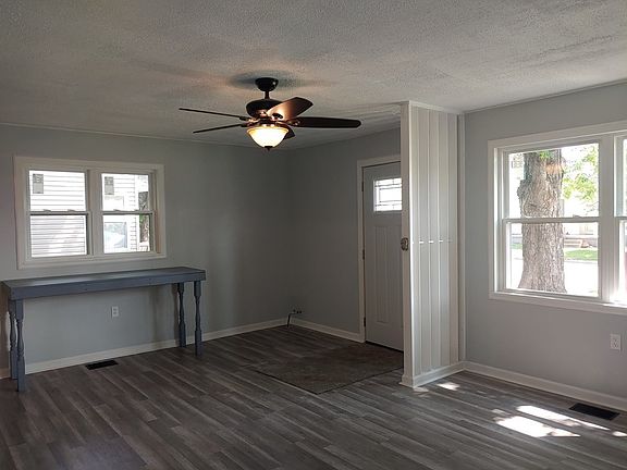 4th image of 302 Beverly Ave