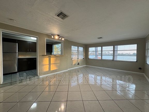 5th image of 5612 Bear Lake Cir