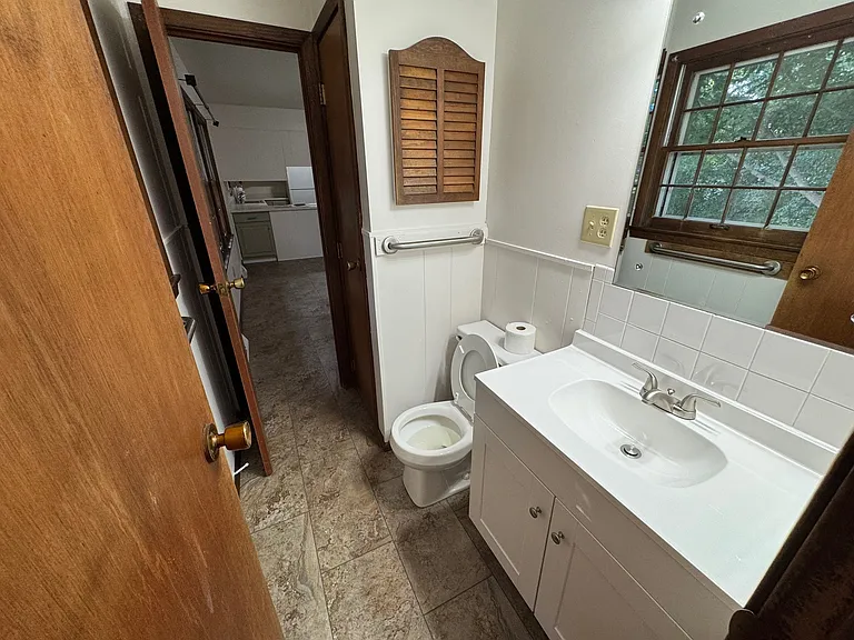 5200 Winterhill Ct — Photo 14