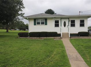 653 Lancaster Rd, Fombell, PA 16123