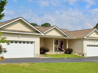 34 Duncan Rd UNIT B, Flat Rock, NC 28731