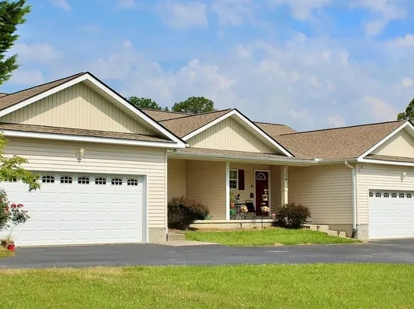 34 Duncan Rd Unit B, Flat Rock, NC 28731