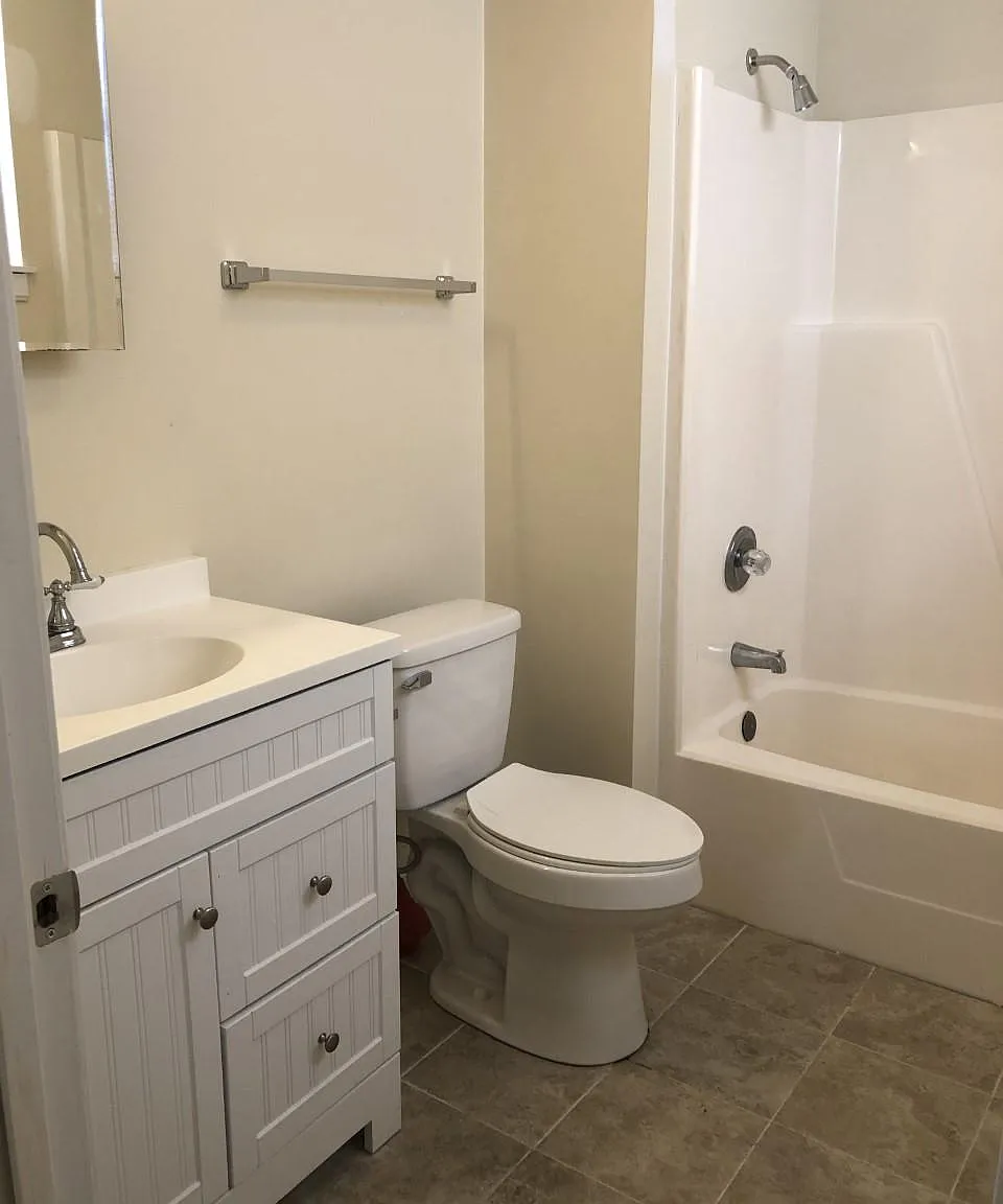 2 bed, 900 sqft, $1,495 — Photo 4
