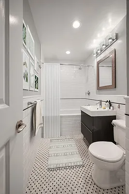 Sold by Bohemia Realty Group | media 5