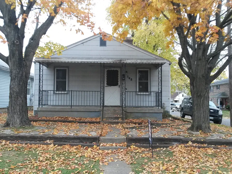 548 Catherine St