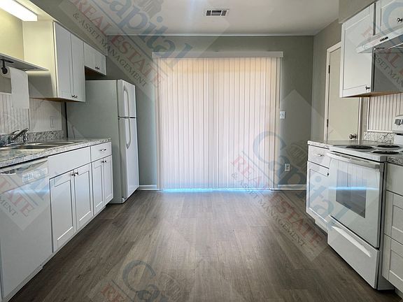 5th image of 402 W Curtis Dr
