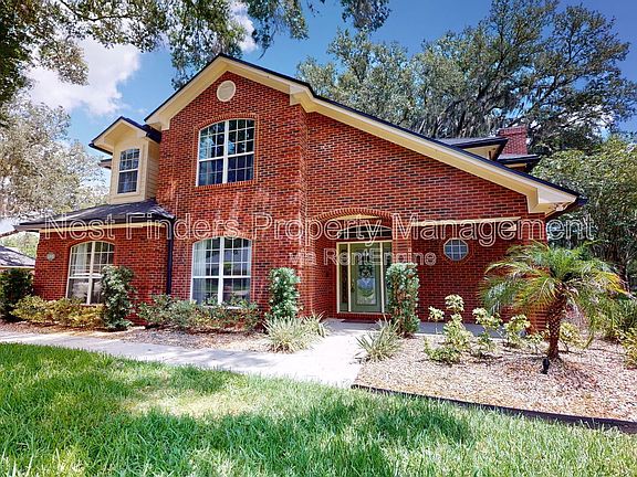 2nd image of 11881 Honeylocust Dr