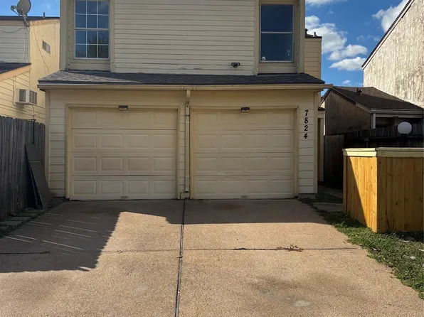 7824 Windward Passage St, Houston, TX 77072