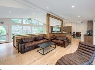 744 Twin Bridge Dr, Wayne, PA 19087