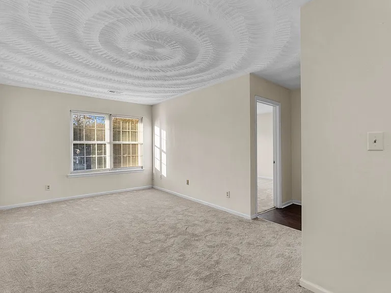 1110 Chapel St — Photo 13