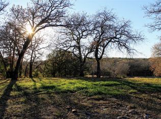 713 S Briaroaks Rd, Burleson, TX 76028