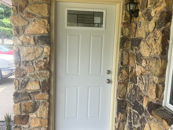 3rd image of 141 Daleview Dr