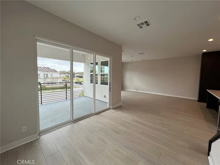 110 Pino Ln — Photo 10