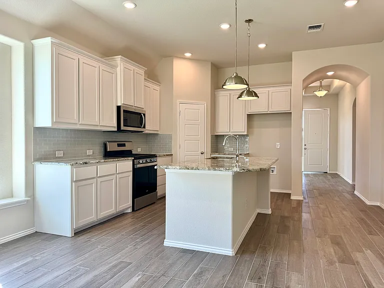 3005 Arbor Grove Trl — Photo 5