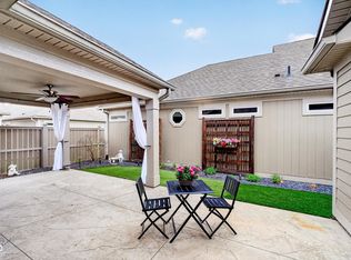 332 Maple View Dr, Westfield, IN 46074
