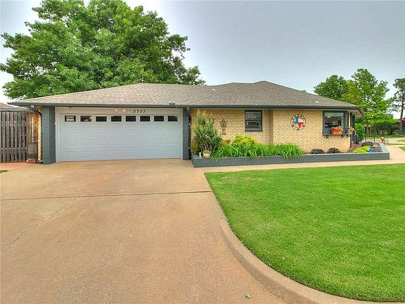 3rd image of 3733 Windscape Ct #1