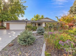 313 E Braemere Rd, Boise, ID 83702