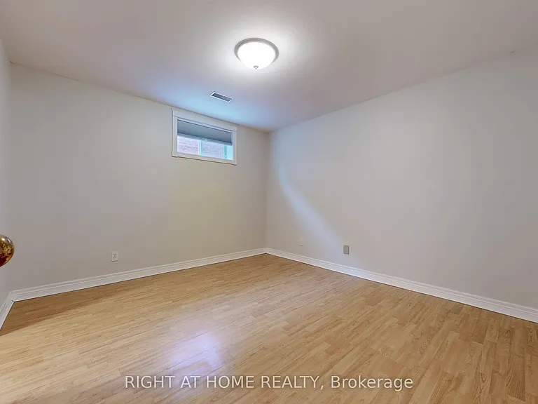 381 Leacock Dr — Photo 12