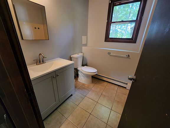 3rd image of 28 Riverdale Ave APT B