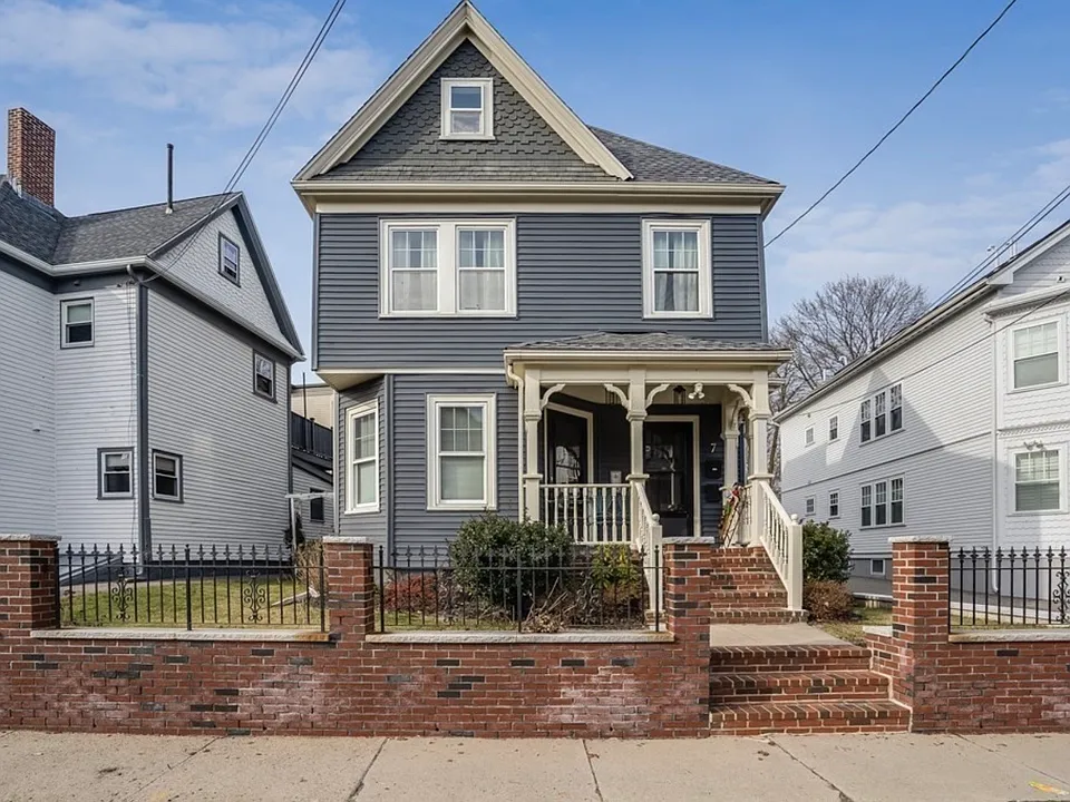 7 Mill St #2