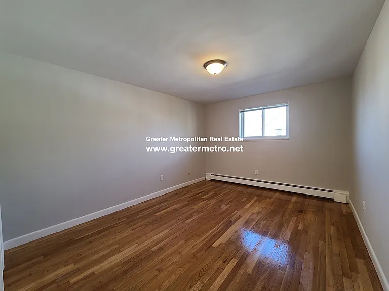 7-9 Holmes St #4B — Photo 9