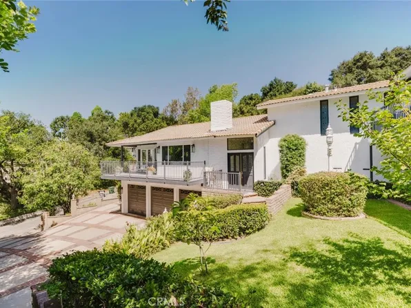 142 Crescent Glen Dr, Glendora, CA 91741