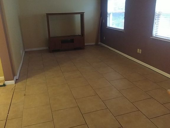 Living Room / Dining Room