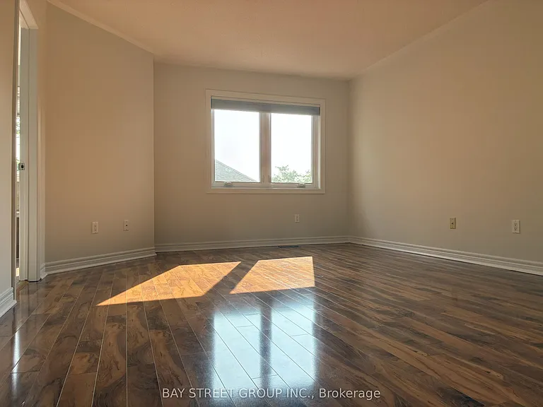 85 Kimono Cres — Photo 33