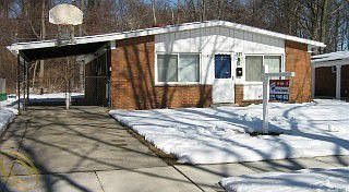 1st image of 1323 Moulin Ave