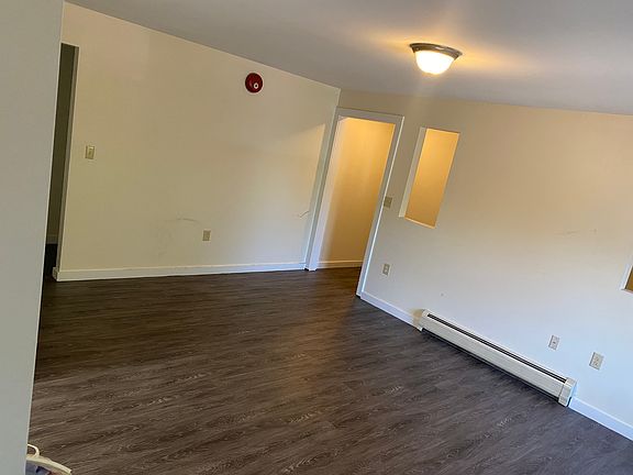 5th image of 700 Riverside Ave APT E