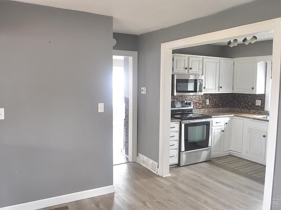 4th image of 2611 Hilda Ave