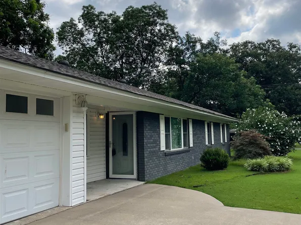 1108 Erwin St, Des Arc, AR 72040