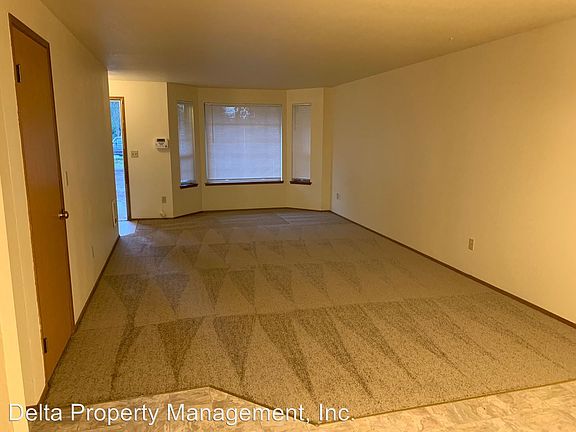 4th image of 4305 88th St NE #1