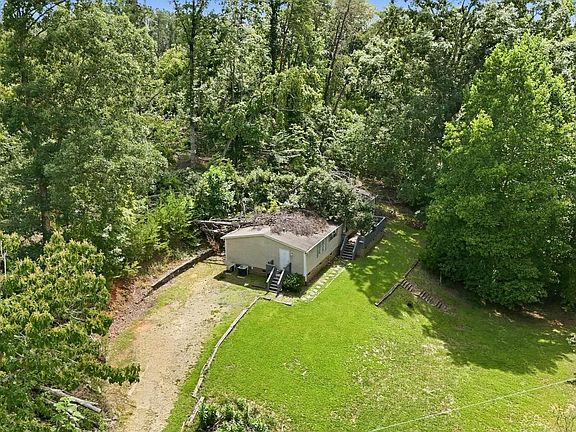 4th image of 15 Fowlerville Rd