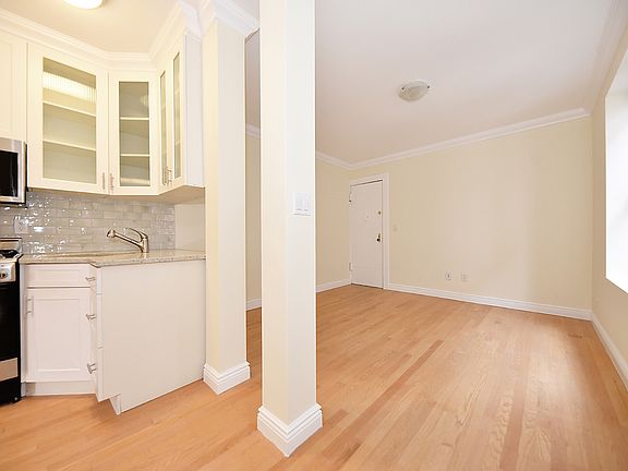 2nd image of 137 W 12th St APT 5-4