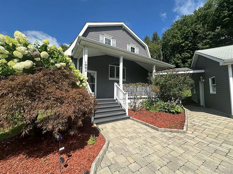 109 Brush Hill Rd — Photo 25
