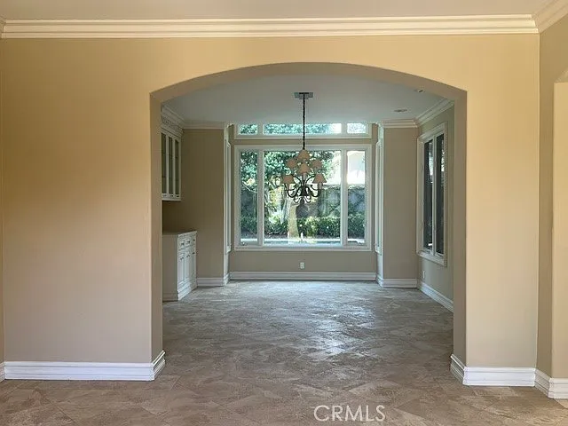 30 Burning Tree Rd — Photo 4