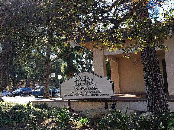 3rd image of 18307 Burbank Blvd Unit 324