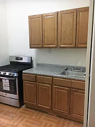 Rented by Hillel Realty Group