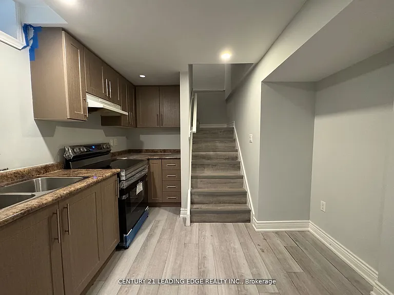 31 Good Rd #BASEMENT — Photo 4